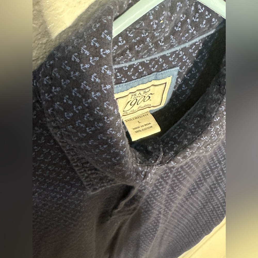 Jos a bank large used anchor polo blue and black